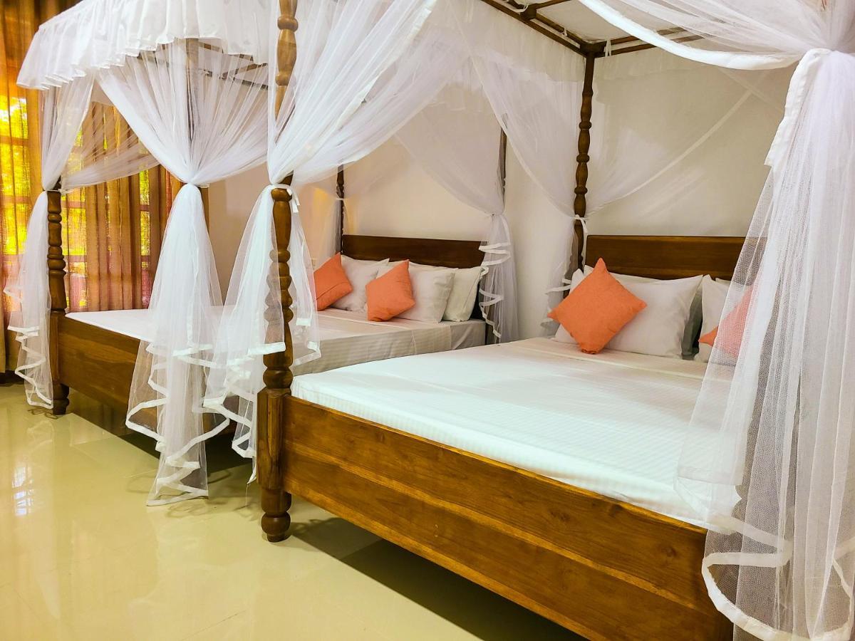 Woodholic Homestay Sigiriya Buitenkant foto