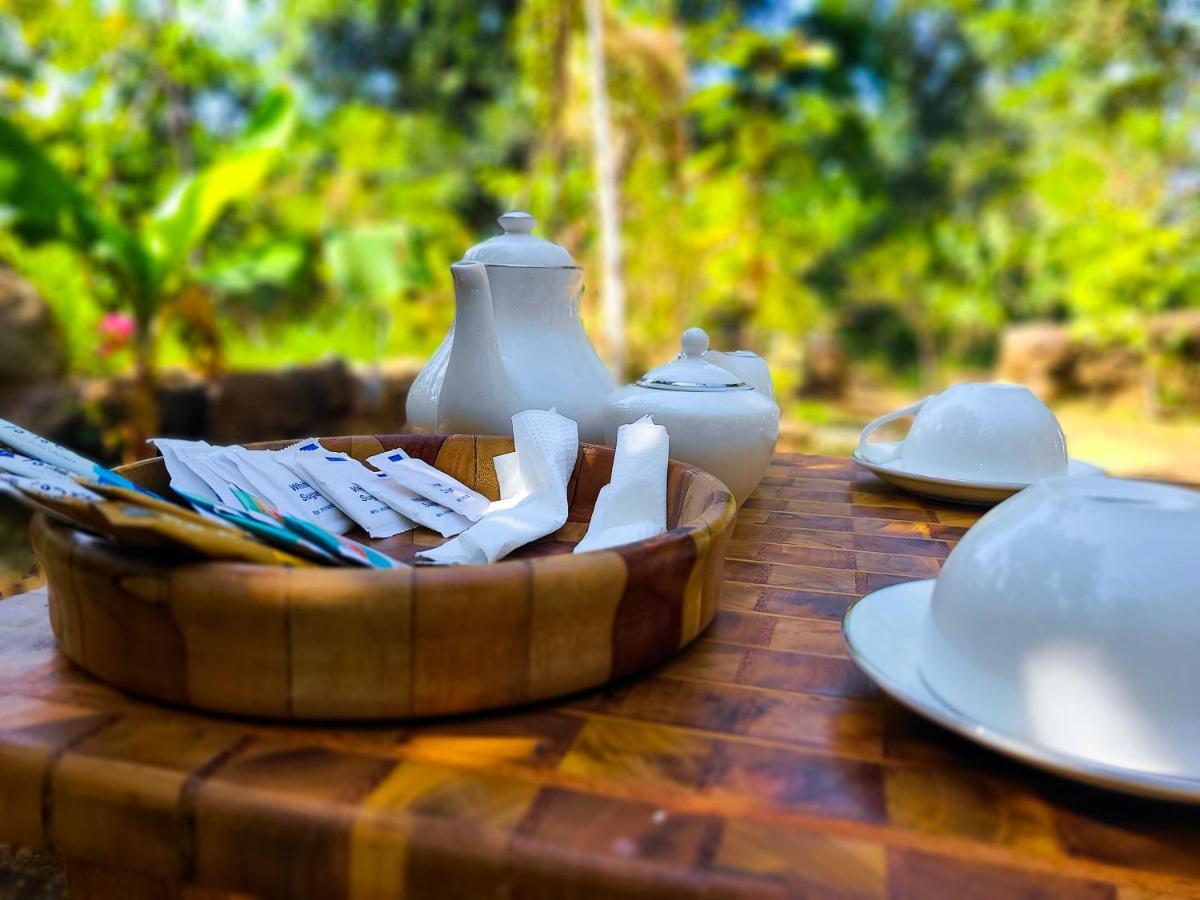 Woodholic Homestay Sigiriya Buitenkant foto