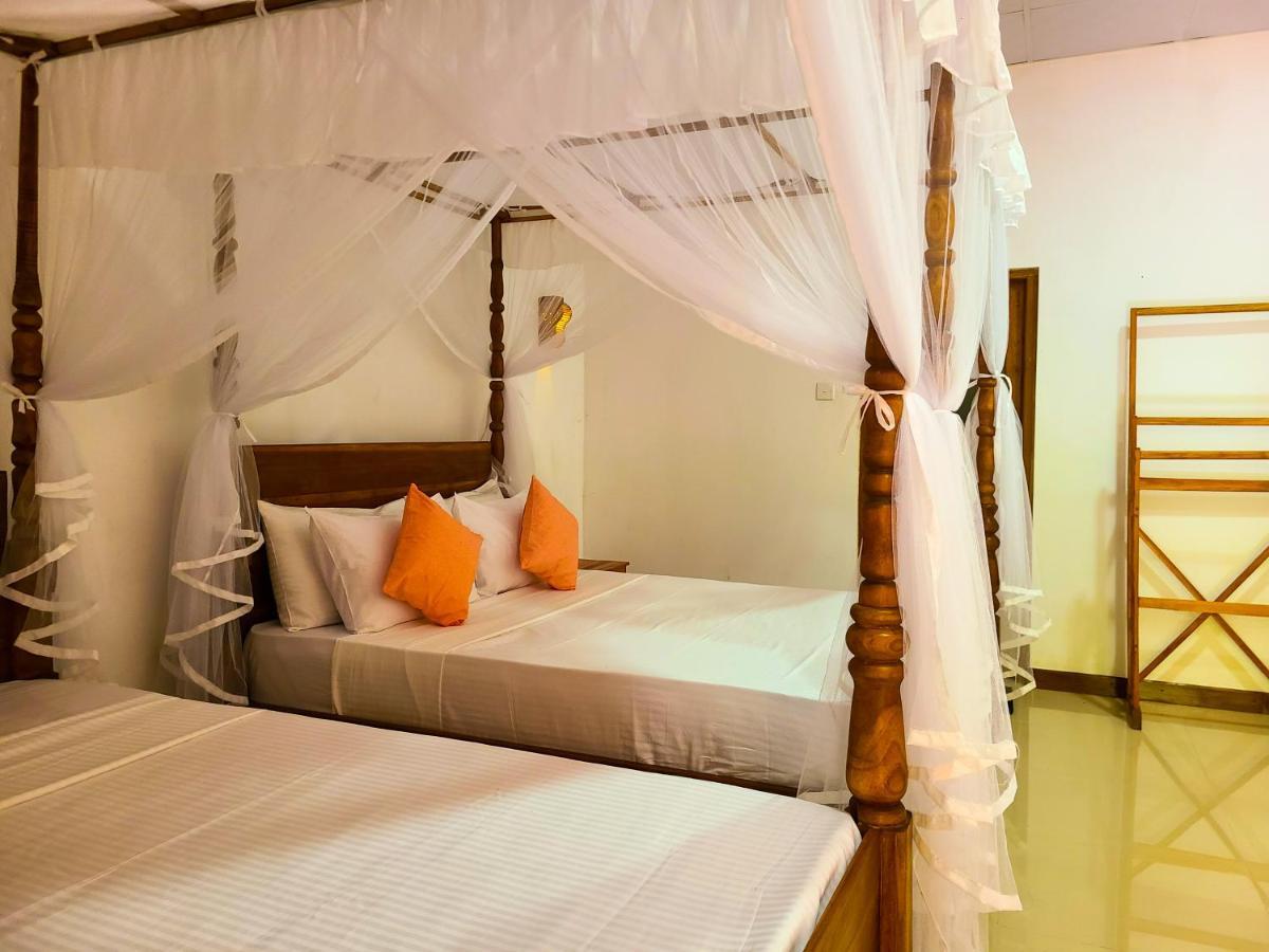Woodholic Homestay Sigiriya Buitenkant foto